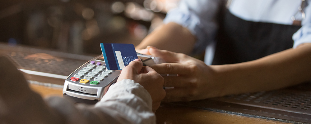 us gdp falls short of expectations and inflation rises a closer look at the numbers