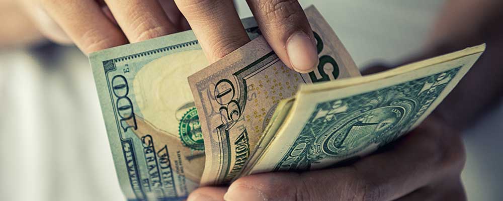 dollar escapes key bearish corridor as powell speech in jackson hole looms