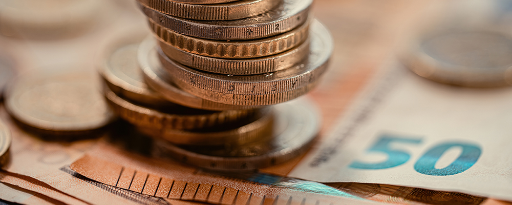 rally in yields pressures euro sp 500 but rebound looms near key levels